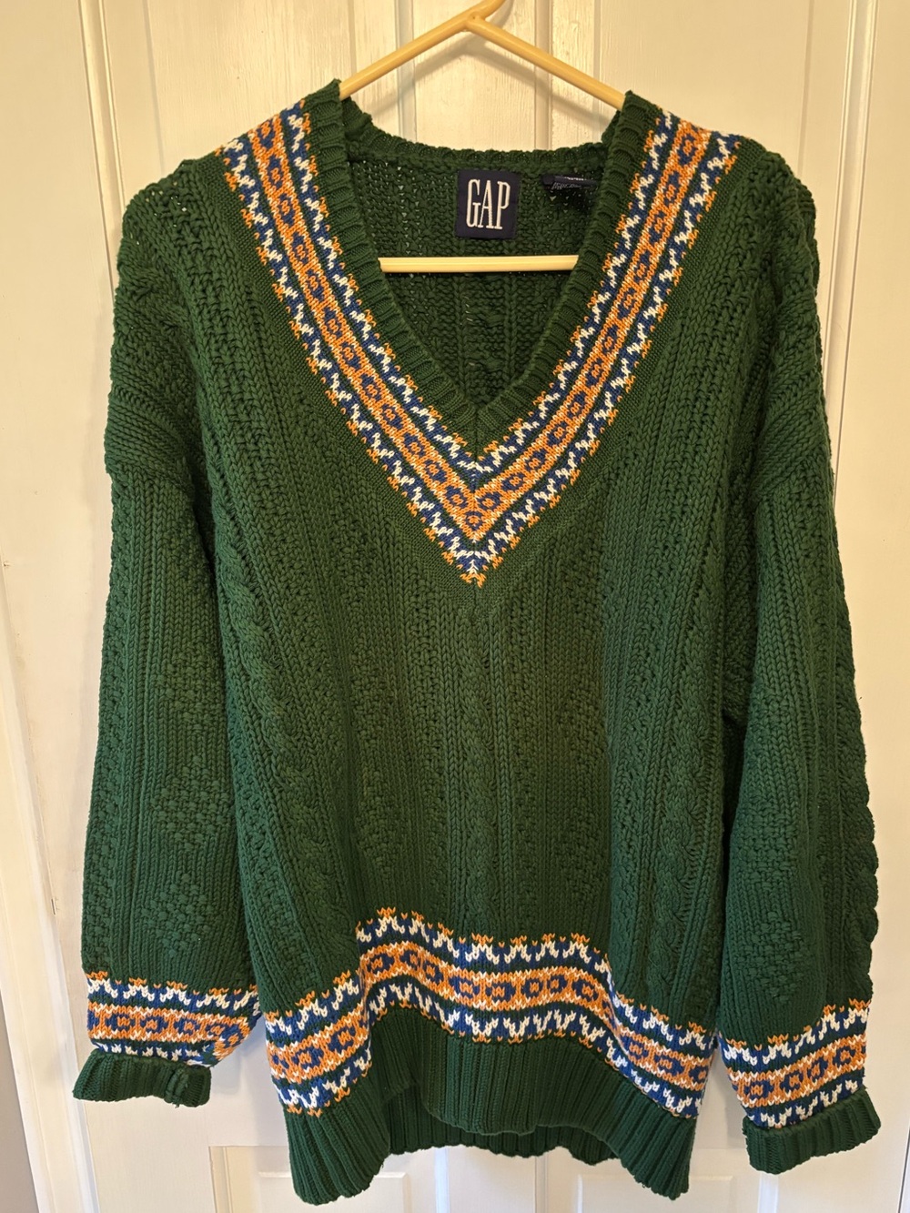 GAP Green V-Neck Patterned Cable Knit Sweater